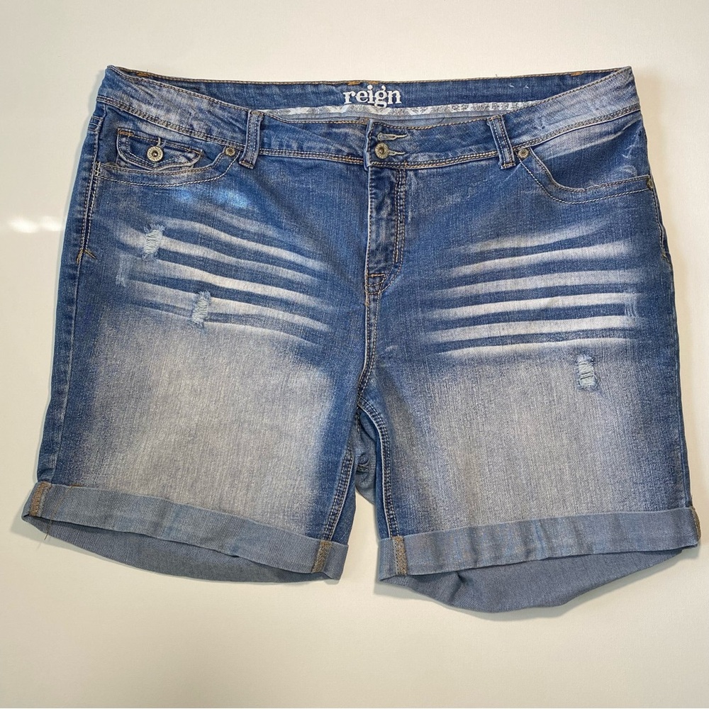 Reign Jean Shorts